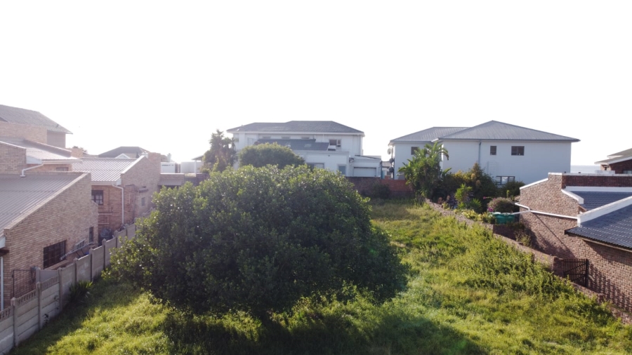 0 Bedroom Property for Sale in Wavecrest Eastern Cape